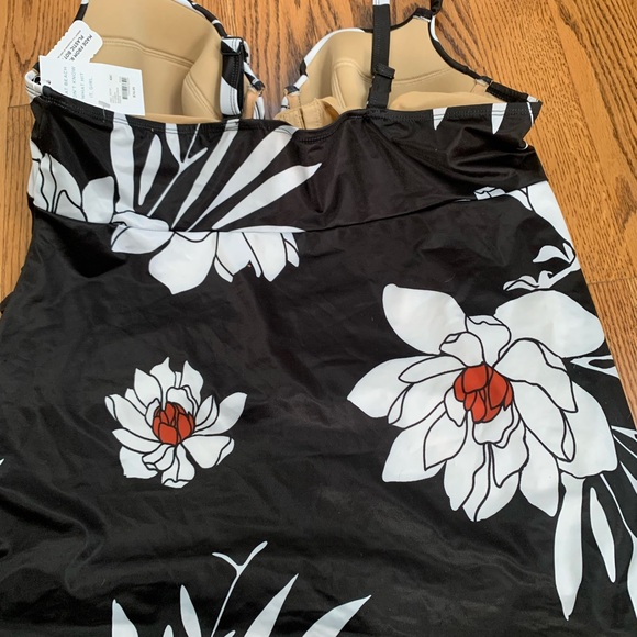 New Cacique Balconette Floral Black and White Swimsuit 42C Swim Top Tankini - Picture 6 of 7